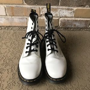 Dr. Marten’s White US 7